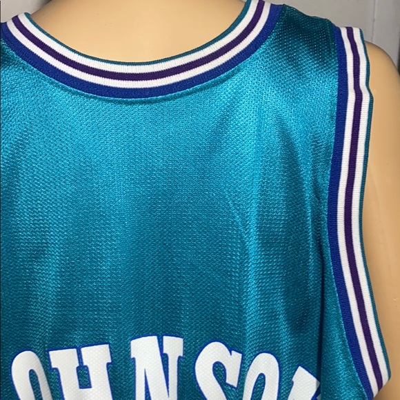 Rare 90s NBA Larry Johnson Autographed Jersey NWT - Picture 6 of 16